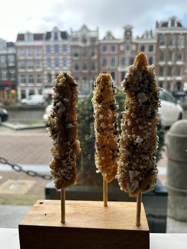 Hotel 717 Амстердам Екстериор снимка Fish sticks